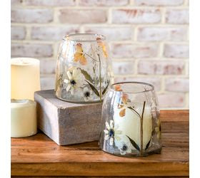 4.7 inch dried floral leaf votive with a natural botanical leaf exterior, perfect for tea lights and candles as an elegant home decor accent"