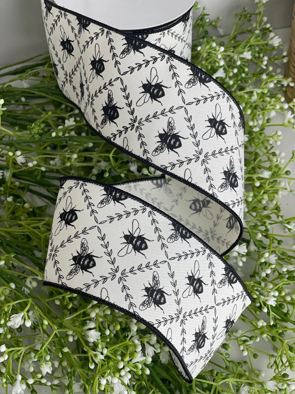 2.5 inch wired ribbon with honeybee trellis pattern, 10 yard roll"
