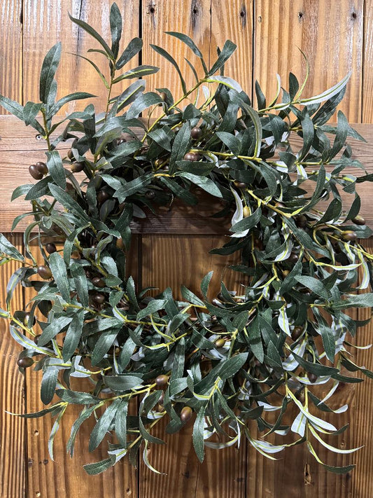 La Bella Oliva handmade faux olive wreath by Carolyn at The Wreath Room. Premium faux olive branches and greenery on a grapevine base.