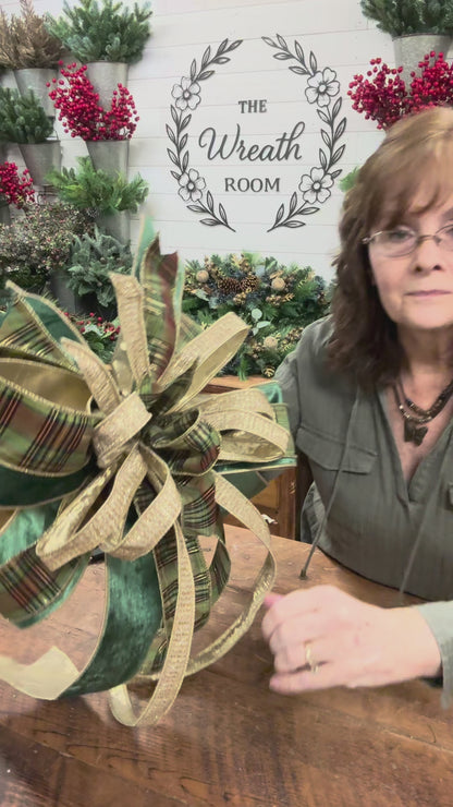 Evergreen Elegance Green & Gold Christmas Bow